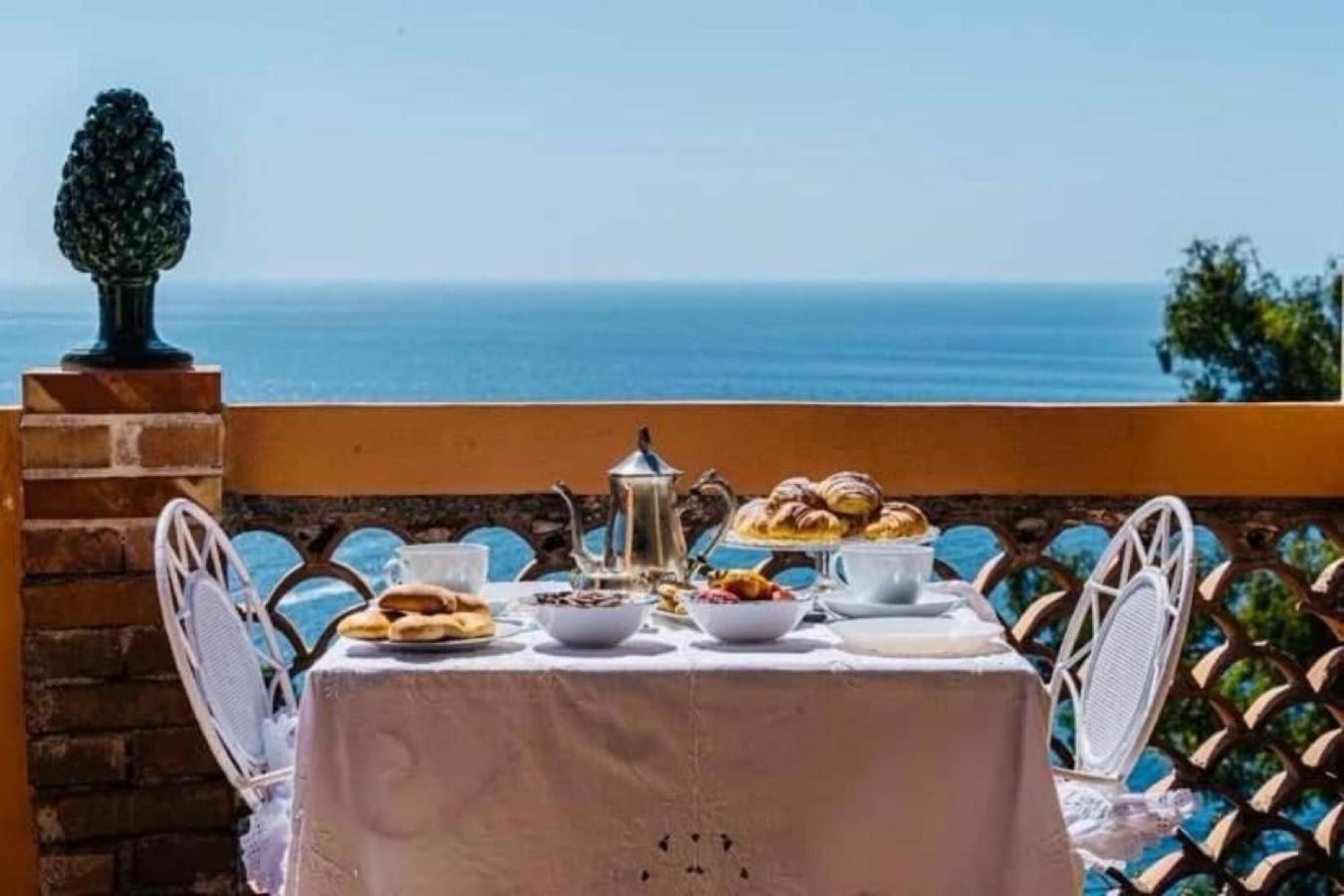 B&B La Bergerie Taormina Eksteriør bilde